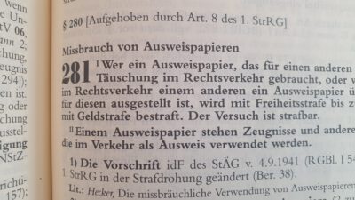 Jugendstrafrecht Anwalt Mißbrauch von Ausweispapieren